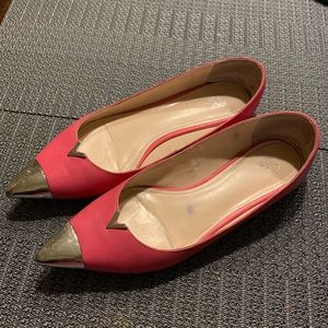 Victoria’s Secret Pointy Toe Flat Guava Pink  8B,